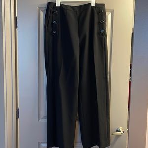 High waist black pants. Great for fall